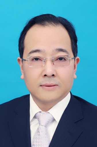 张云逸(常州经济开发区党工委委员、管委会副主任。)
