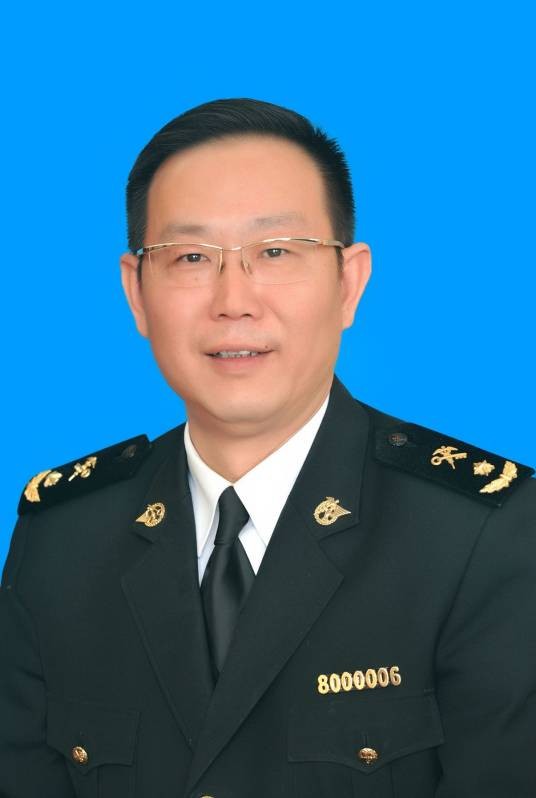 孙伟(重庆海关政治部主任、党委委员、一级巡视员)