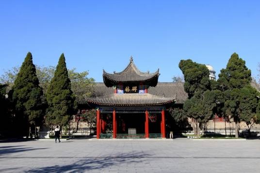 碑林（中国最早、收藏名碑最多的文化艺术宝库）
