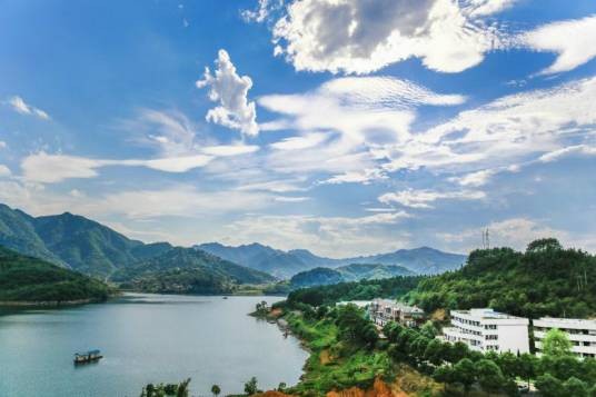 江西美术专修学院