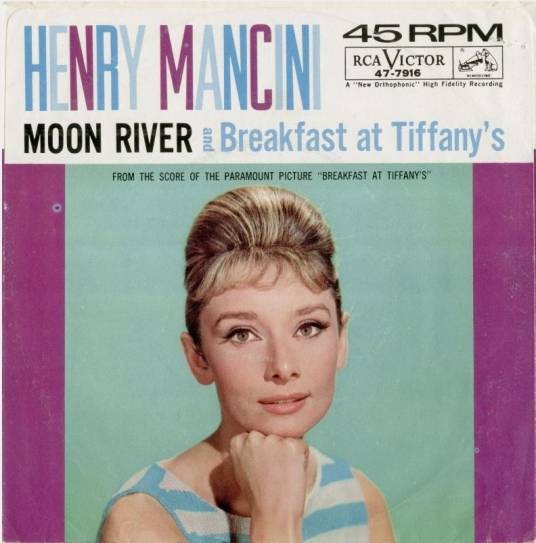 Moon River（奥黛丽·赫本演唱的歌曲）