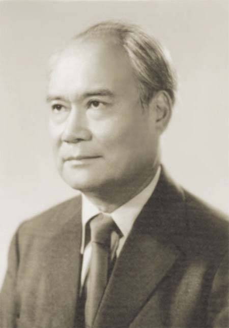 何炳棣