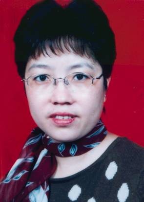 高小萍(四川省都江堰市人事局副局长)