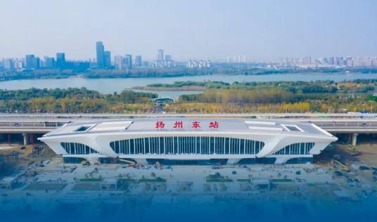 扬州东站(中国江苏省扬州市境内铁路车站)