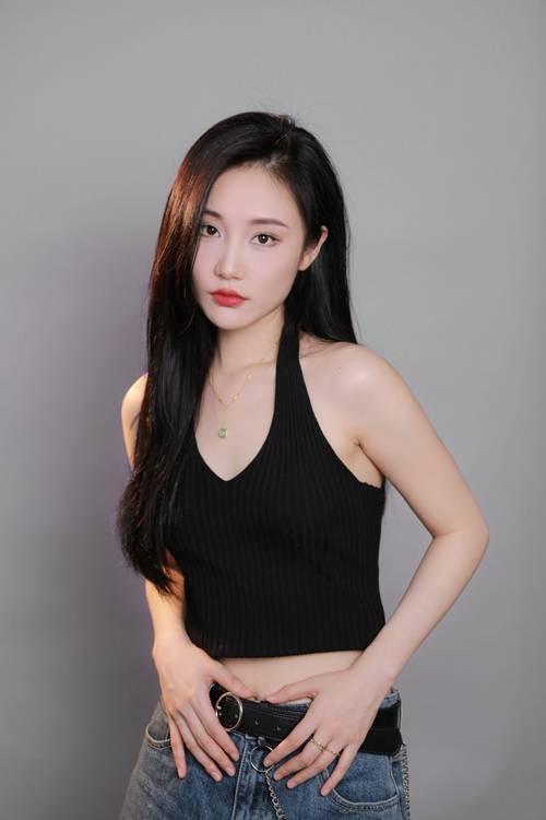 比鲁斯雯