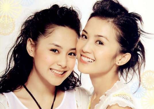 恋爱大过天(Twins演唱歌曲)