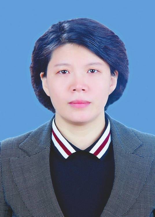 宋华英