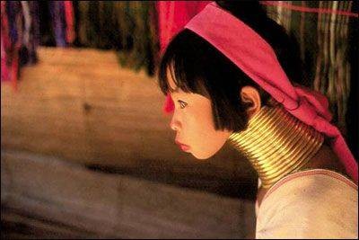 长颈女人村