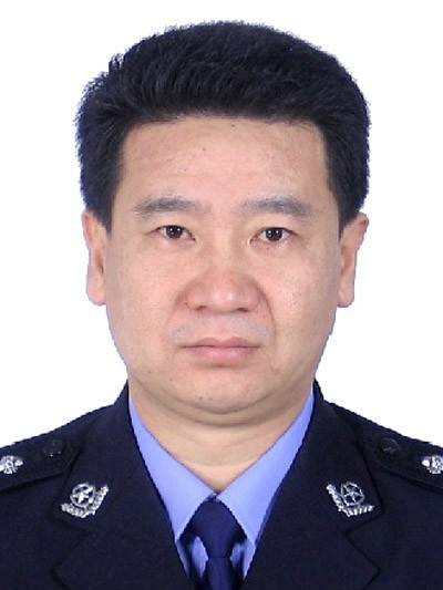 贾志刚(广西北海市公安局党委委员、副局长)