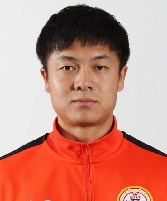 陈子介(中国职业足球运动员)