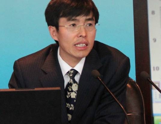 谢作诗