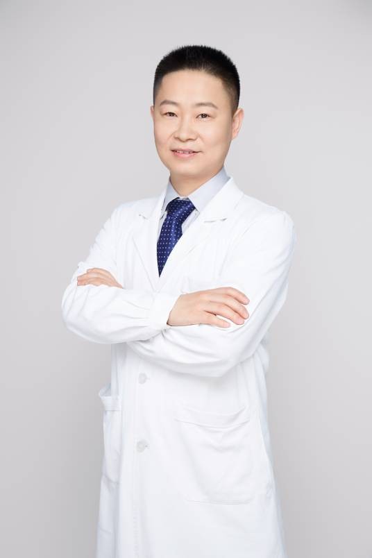 张晓威（北京大学人民医院医生泌尿外科主任医师）