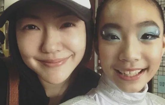 小s女儿照片曝光，三个女儿哪个最漂亮？