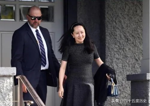 加拿大为何会在晚上12点宣布孟晚舟事件裁决结果，晚上怎么回来？