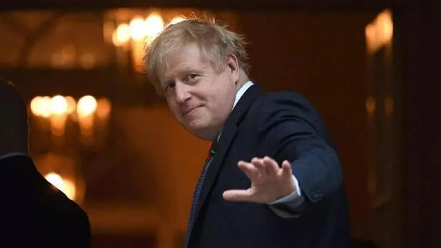 怎么看待英国首相鲍尼斯.约翰逊,疫情检测呈阳性呢?