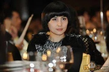蓝琼缨年轻时太漂亮了：蓝琼缨年轻时的照片