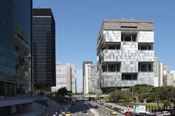 世界最丑建筑排名十位,第一是伦敦千年穹,天子大酒店上榜