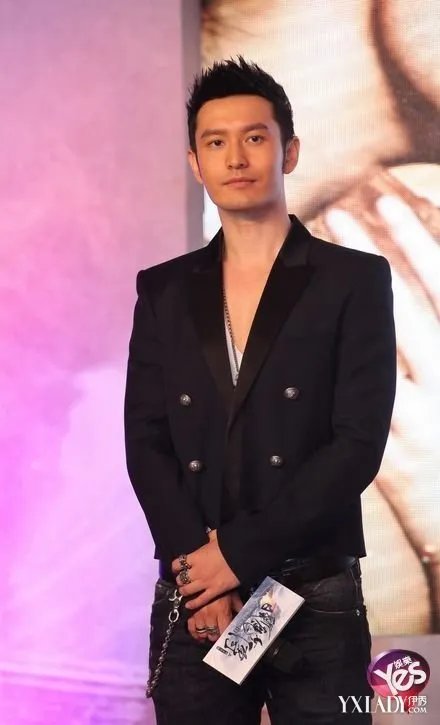 黄晓明自爆40岁前结婚谈求婚：展现天蝎座的霸道