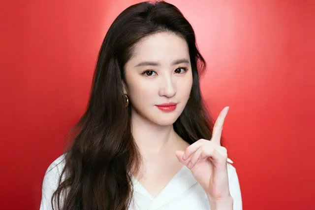 中国移民海外的十大明星