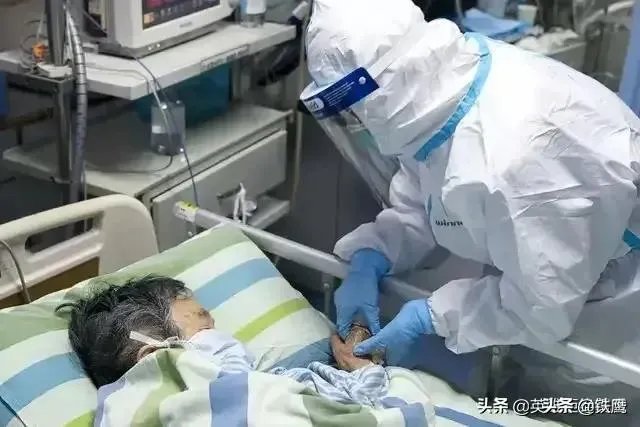 陕西安康中心医院补助抗疫一线医护拿400元，医院领导拿8000元。你怎么看？