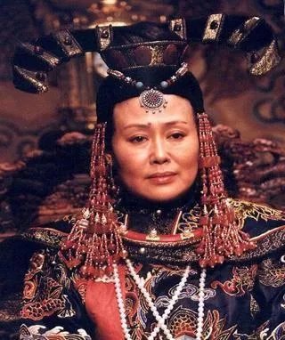 清朝孝庄皇后是死后才叫孝庄是哪个旗的人?
