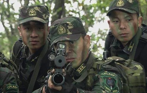 特种兵杨建松用刀削去手上老茧继续训练,中国特种兵是一个怎样的存在?