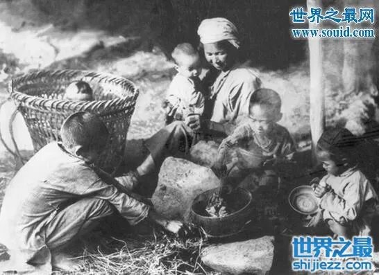 山魈食人图是真的吗，历史上竟存在人吃人的风俗 