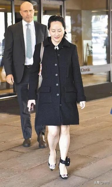 加拿大为何会在晚上12点宣布孟晚舟事件裁决结果，晚上怎么回来？