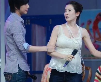 朴海镇和李泰兰结婚了吗 结婚照戏做宣传罢了