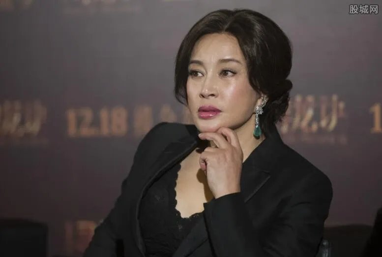 刘晓庆吃天价面条 明星的奢侈生活？
