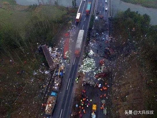 台州大溪高速公路口油罐车大爆炸,油罐车公司负法律责任吗?