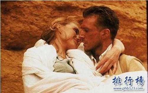 全球十大催泪爱情电影:不可错过的感人爱情故事