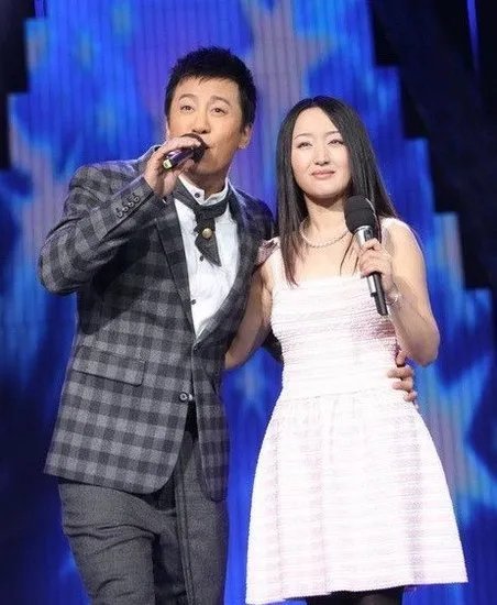 揭秘杨钰莹复出受阻的真实原因 甜歌天后惨遭封杀内幕