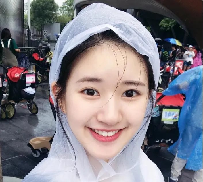 赵露思为什么资源好：看看赵露思真实家境是什么样