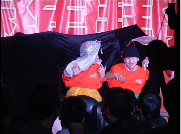 鹤鸣亭的论坛简介