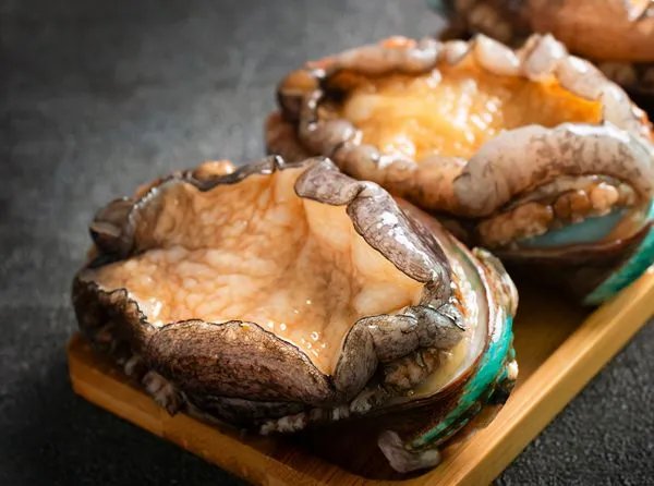 怎样买鲜鲍鱼和鲍鱼干呢?