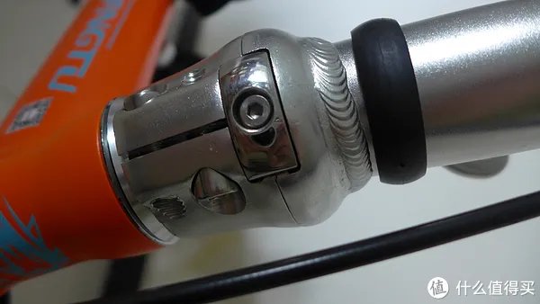 #乐骑天下# 公交通勤爱车:Langtu 狼途 14寸折叠车 开箱&后货架安装