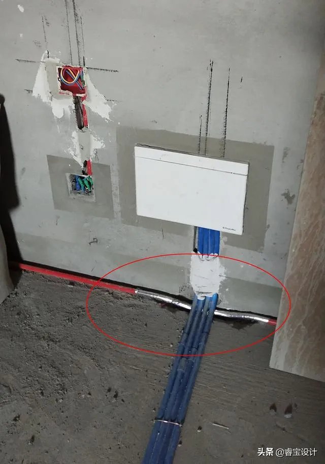 电视墙上插座该如何布置?