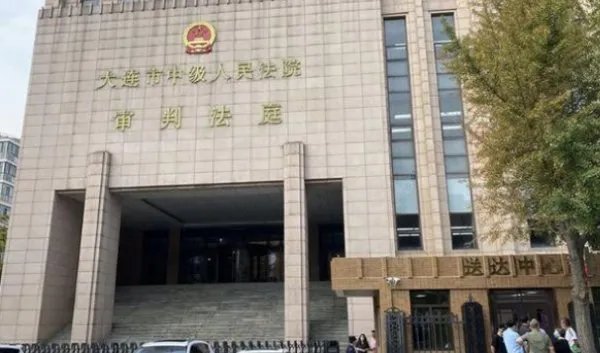 大连海关私放法院查封的36辆凌志，海关需要承担赔偿责任吗？