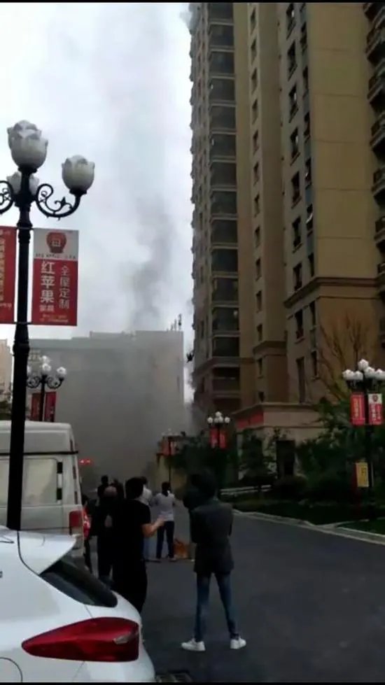 21岁消防战士在哪里救援时牺牲了？
