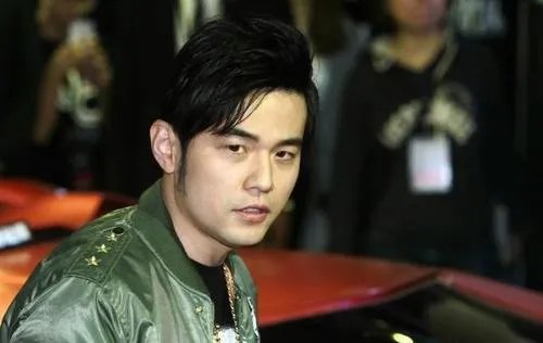 方文山和周杰伦是什么关系?