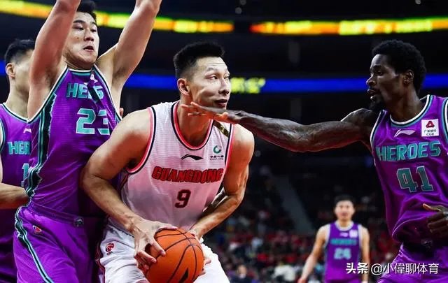 易建联29分7篮板率广东大胜山东豪取12连胜，本赛季广东连冠是不是板上钉钉了？