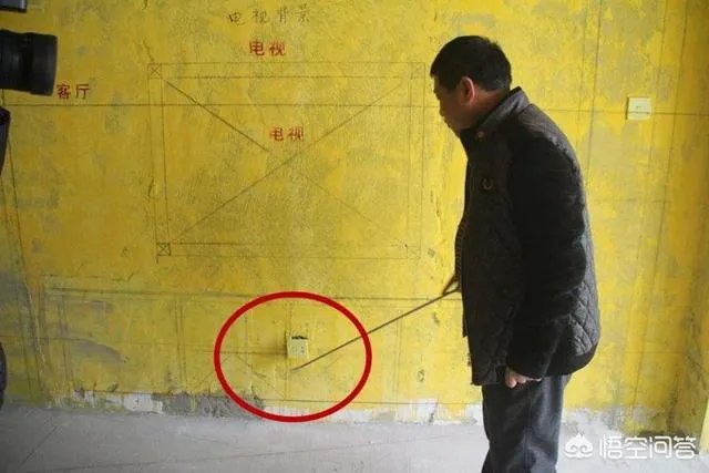 电视墙上插座该如何布置?