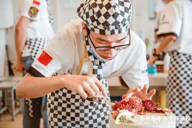 哪个学校学西点比较好?