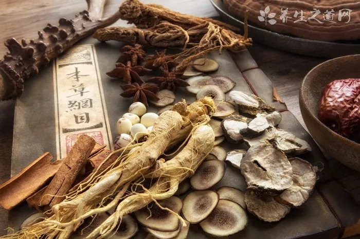 脚趾甲根部发白怎么办