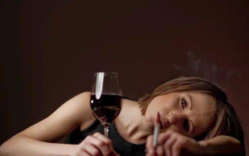 发现老公婚外情怎么办  老公出轨应该怎么办