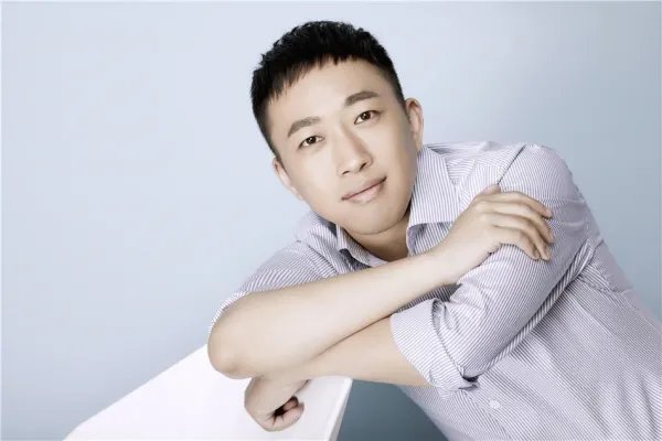 宁静的老板是于正,这是怎么回事?