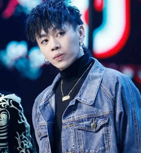 杨文昊忘记关直播:真是太会玩了,杨文昊资料介绍