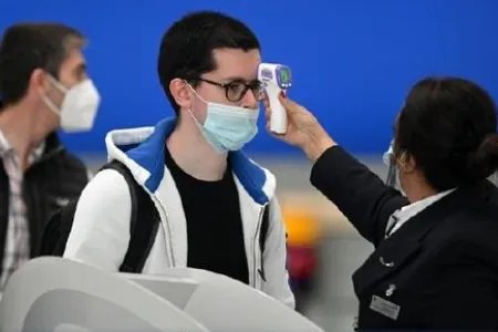 世卫警告年轻人也是新冠病毒易感者，年轻人应如何防范？