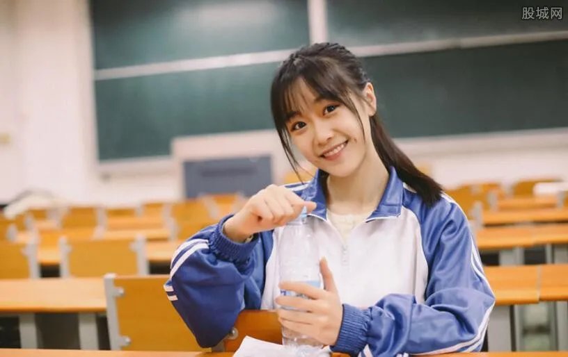00后逆天照片 00后将登上历史舞台